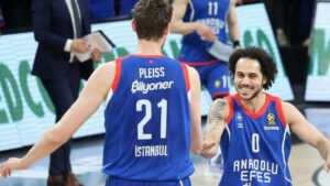 Anadolu Efes, üst üste üçüncü kez EuroLeague Final Four’da