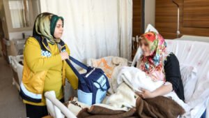 Van Büyükşehir, 9 bin anneye bebek bakım seti hediye etti
