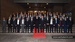 Van TSO heyetinden TOBB Başkanı Hisarcıklıoğlu’na ziyaret