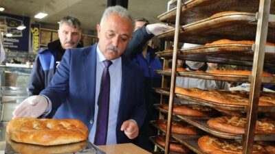 Tuşba Belediyesi ekipleri, ilçede faaliyet gösteren fırın ve marketlere yönelik