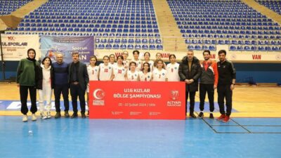 İpekyolu Belediyesi Gençlik ve Spor Kulübü U14 Kız Basketbol Takımı
